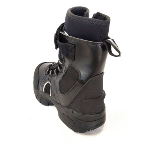 <span class=keywords><strong>Bottes</strong></span> <span class=keywords><strong>de</strong></span> sécurité <span class=keywords><strong>de</strong></span> protection contre l'eau Caractéristiques et avantages clés pour les services <span class=keywords><strong>de</strong></span> sauvetage et d'urgence - Product Image 2