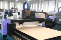 Petite découpeuse en métal du laser 2KW de fibre de commande numérique par ordinateur