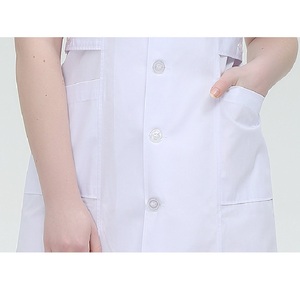 Camice da laboratorio medico da donna a manica corta di alta qualità con Logo personalizzato uniformi chirurgiche per cliniche ospedaliere progettate per medici - Product Image 5