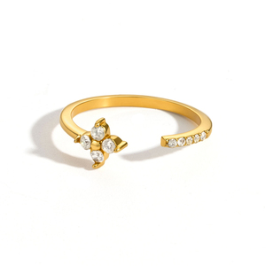 J&D 珠宝 18K 镀金不锈钢可调节四叶草戒指闪亮方晶锆石经典幸运首饰女士款 - Product Image 1