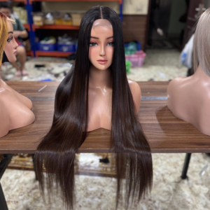 Perruque en cheveux humains du Vietnam, vente en gros, 100% cheveux vierges Remy, provenant directement de l'usine, style naturel pour le marché d'exportation - Product Image 1
