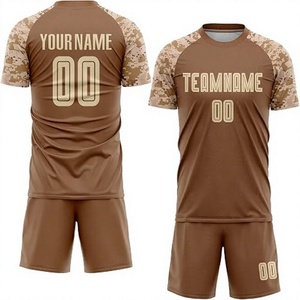 Ensemble de maillot de football personnalisé pour homme, camouflage marron, manches courtes, impression sublimée, tissu respirant, coupe athlétique - Product Image 1