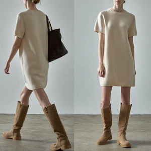 Abiti <span class=keywords><strong>in</strong></span> Lana per Ragazze con Logo Personalizzato, Design Classico Vintage Anni '90, Vestito Intero Lavorato a <span class=keywords><strong>Maglia</strong></span> per Autunno e Inverno - Product Image 3