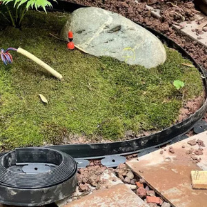 Borde de Jardín de Plástico Resistente con Textura de Piedra para Paisajismo y Caminos Exteriores - Product Image 5