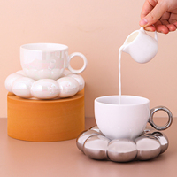 Ensemble de tasses à café en céramique avec assiette décorative en forme de nuage, tasse en céramique créative, boîte cadeau, décoration moderne pour le salon