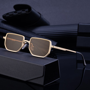 Nouvelles lunettes de soleil métalliques à monture carrée pour hommes, protection UV400, monture complète, non polarisées, classe <span class=keywords><strong>2</strong></span>, vente en gros transfrontalière - Product Image 1