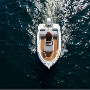 Bateau de pêche côtière à console centrale en fibre de verre Chaser 500 5m pour moteur hors-bord 90HP, coque en V profond, homologué CE - Product Image 6
