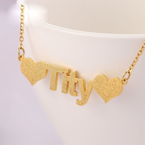 Collana a maglia cubana in acciaio inossidabile satinato oro 18K personalizzata con perla personalizzata per nome personalizzato - Product Image 2