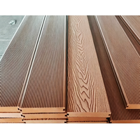 Fabricant chinois de terrasses en WPC pour l'extérieur, revêtement composite anti-décoloration pour la terrasse de la piscine