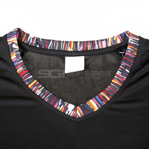 Uniforme de Baloncesto Hecho en Fábrica, Número y Nombre Personalizados, Tallas Grandes Disponibles, Varios Colores, 100% Poliéster para Equipos y Clubes - Product Image 1