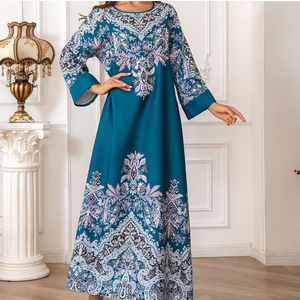 Abaya moderne et tendance personnalisée avec des diamants incrustés pour les femmes musulmanes Fournisseur de vêtements de gros de haute qualité - Product Image 3