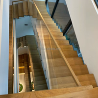 Escalier à poutre unique en bois massif personnalisé en gros Conception 3D moderne Cuisine laquée au four préférée de l'Amérique du Nord