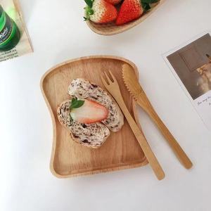 Assiette de petit-déjeuner en bois en forme de toast, plateau de service polyvalent pour enfants et adultes, design uni - Product Image 4