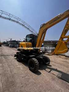 Excavatrice sur pneus d'occasion hyundai 60W-7 6 tonnes Mini excavatrice hydraulique Bon état - Product Image 2