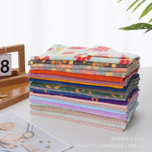 Customized Square Coral Fleece Towel 30x30cm Floral Print Soft Absorbent Kitchen Use - Product Image 5