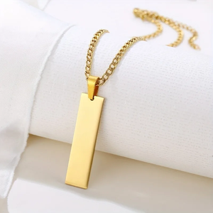 Collana a Catena Trendy in Acciaio Inox Placcato Oro 18K con Piccolo Ciondolo per <span class=keywords><strong>Amanti</strong></span> <span class=keywords><strong>e</strong></span> <span class=keywords><strong>Amici</strong></span> Regalo di Natale <span class=keywords><strong>e</strong></span> Compleanno - Product Image 1