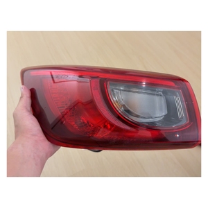 Feu arrière d'occasion original pour Mazda CX3 feux arrière à LED feux de freinage clignotants feu arrière OEM - Product Image 1