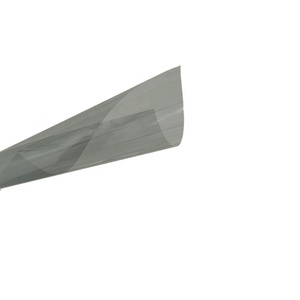 72% VLT 99% UVR Cambio de color Transición Seguridad 1 Rollo PET Anti Scratch Car Window Tint Solar Film - Product Image 1