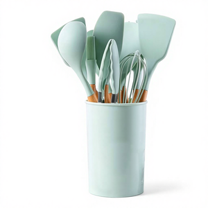 Juego de Espátulas de Silicona Antiadherentes con Mango de Madera, Kit de Utensilios de Cocina de 12 Piezas - Product Image 1