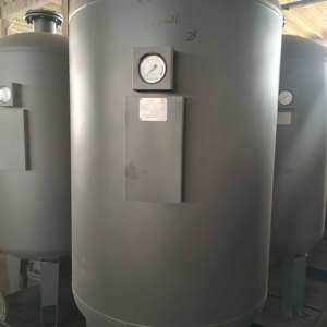 <span class=keywords><strong>Réservoir</strong></span> vertical <span class=keywords><strong>à</strong></span> grande capacité pour système de pompage d'appoint de bâtiment de grande hauteur offrant un contrôle constant de la pression - Product Image 2