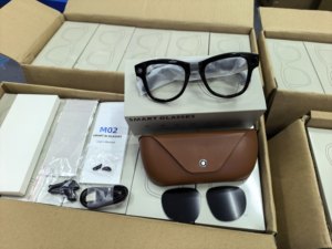Lunettes Intelligentes M02x Promax AI : Traduction, Sport, Écoute Musicale, Appels, Réduction du Bruit, Connexion WiFi, Étui de Charge, Chat GPT - Product Image 4