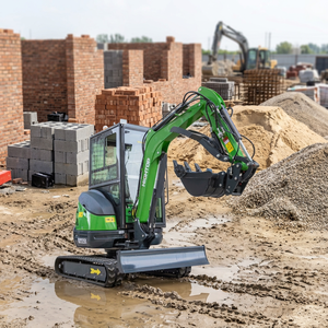 Mini-excavatrice sur chenilles en acier pour le creusement de fossés en pépinière, la plantation de jardins et les travaux de jardinage, couleur personnalisée, service OEM ODM - Product Image 1