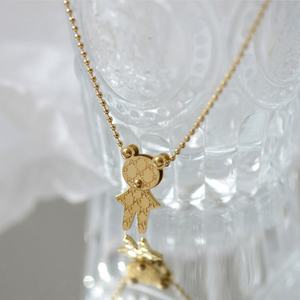 Lindo Collar con Colgante de Oso de Dibujos Animados en 3D, Cadena de Acero Inoxidable Chapada en Oro de 18K para Mujer o Niña, Ideal para Fiestas y Regalos - Product Image 1