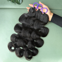 Cheveux humains brésiliens Remy vierges à 100 % en gros pour tresses, ondulations naturelles, cheveux au crochet, noir naturel, faible chute, sans nœuds
