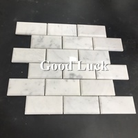 Mosaïque de marbre blanc de Carrare pour crédence, finition polie, design biseauté, motif brique pour salle de bain, salon, chambre, hôtel, 10 mm
