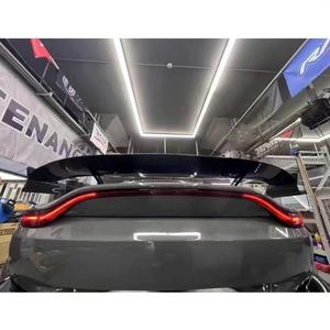 Alettone Posteriore in Fibra di Carbonio Stile F1 per <span class=keywords><strong>Aston</strong></span> <span class=keywords><strong>Martin</strong></span> Vantage, Spoiler Posteriore in Fibra di Carbonio, Kit Carrozzeria - Product Image 3