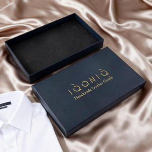 Caja de Regalo Elegante de Papel con Tapa Rígida - Inserto Decorativo de Rafia, Ideal para Fiestas - Product Image 1