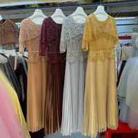 Robe longue plissée de luxe dorée faite à la main avec perles, prête à l'emploi, pour femme musulmane, élégante et modeste, avec pompons, pour soirée et fête