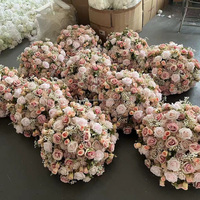 EG-FB-GR01 Boule de fleurs décorative verte et blanche pour mariage et festival, pomander suspendu pour la décoration de lieu de fête, ornement d'événement romantique