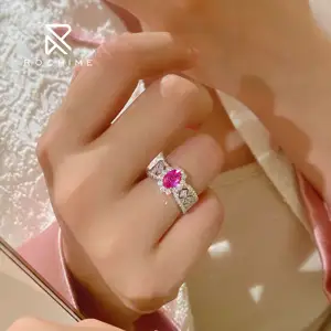 로키메 럭셔리 디자인 레이스 모양의 핑크 다이아몬드 지르콘 반지 925 실버 오벨 컷 보석 반지