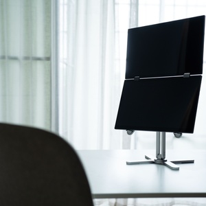 Pantalla dual portátil Monitor plegable IPS de 15,6 pulgadas Serie comercial Interfaz tipo C Pantalla portátil de expansión de pantalla doble - Product Image 3