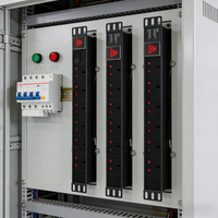 PDU commuté 1U standard britannique personnalisé avec 6 prises et indicateurs LED