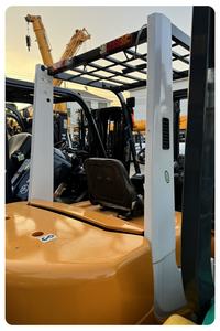 Chariot élévateur TCM d'occasion 3 tonnes pour entrepôt et conteneurs, hauteur de levage 3m-4m - Product Image 5