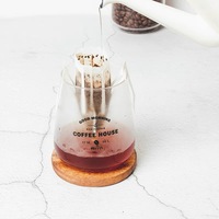 Dessous de verre en bois d'acacia gravé au laser avec logo personnalisé Tapis de table rond pour usage domestique Porte-gobelets et coussin isolant pour boissons