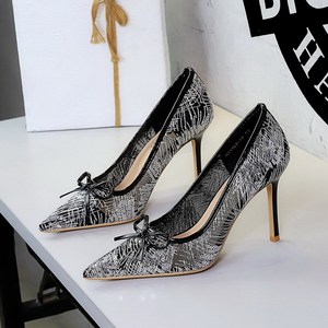 Chaussures de Mariée Femme 2026 – Escarpins Argentés à Paillettes, Dentelle et Maille, Bout Pointu, Talon Aiguille, Nœud Papillon Sexy, Chaussures Habillées à Talons Hauts - Product Image 3