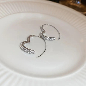 Orecchini a Cuore Scintillanti per Donne, Graziosi Orecchini d'Amore, Gioielli alla Moda per Uso Quotidiano e Feste - Product Image 5