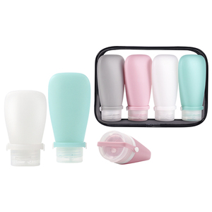 Ensemble de 4 flacons de voyage en silicone approuvés par la TSA, anti-fuite, rechargeables, contenants de toilette portables, flacons de shampoing et de lotion - Product Image 1