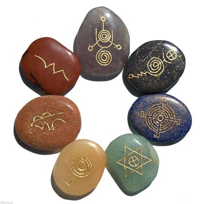 Reiki Crystal Products 7 Chakra Symbol Set inciso Healing Gemstone per la guarigione del cristallo Reiki Healing