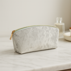 Bolsa de maquillaje de cuero vegano de nuevo diseño con cremallera, bolsa de mano de maquillaje Vintage portátil - Product Image 1