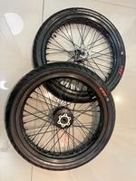 Kit de Conversión de Ruedas Surron Light Bee X LBX de 17 Pulgadas, Aluminio CNC, Supermoto, Neumáticos de Carretera, Alto Rendimiento, Mejora para Bicicletas Eléctricas Todoterreno