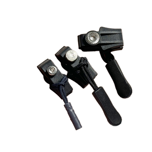 سحاب مخصص من البي في سي خالٍ من النيكل مع أنماط على شكل قلب ومستطيل ونجمة وفراشة لتزيين الحقائب والأمتعة والملابس - Product Image 3