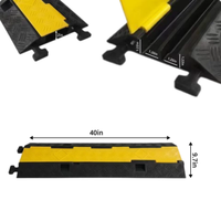 Protector de Cables de Alta Resistencia de 2 Canales, Reductor de Velocidad de Goma, Cubierta de Cables para Entrada de Vehículos, Rampa para Mangueras con Tapa Amarilla Abatible para Tráfico y Estacionamiento