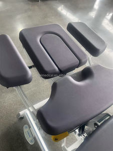 Mesa de rehabilitación de cama de <span class=keywords><strong>manipulación</strong></span> de ajuste eléctrico multisección para terapia deportiva y alivio del dolor - Product Image 4