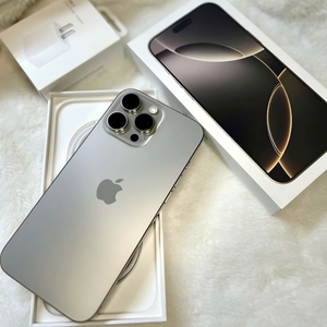 โทรศัพท์มือถือมือสองคุณภาพสูง รุ่น 16 Pro ความจุ 128GB ปลดล็อคแล้ว รองรับ 5G/LTE เวอร์ชัน US Cellular ปรับสภาพใหม่ - Product Image 1