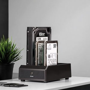 Oem thương hiệu <span class=keywords><strong>USB</strong></span> 3.5 '/2.5' <span class=keywords><strong>USB</strong></span> 3.0 để <span class=keywords><strong>IDE</strong></span>/SATA <span class=keywords><strong>HDD</strong></span> <span class=keywords><strong>Docking</strong></span> <span class=keywords><strong>Station</strong></span> với trường hợp nhựa - Product Image 2