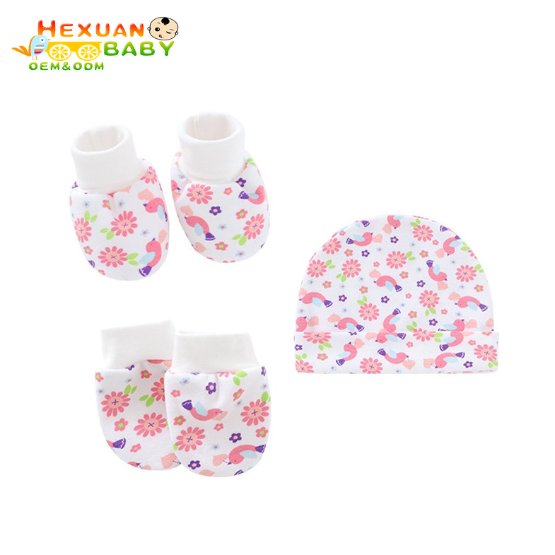 Детские мягкие хлопковые перчатки с защитой от царапин, комплект с шапкой, удобные варежки, Комплект носков для малышей и новорожденных